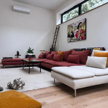 Loft Avec Jacuzzi, Salle De Sport Et Garage Moto Hébergement de vacances *
